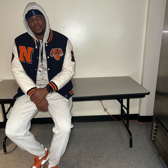 Meet your Posher, Richmond Bradshaw Jr. - Picture 9 of 16